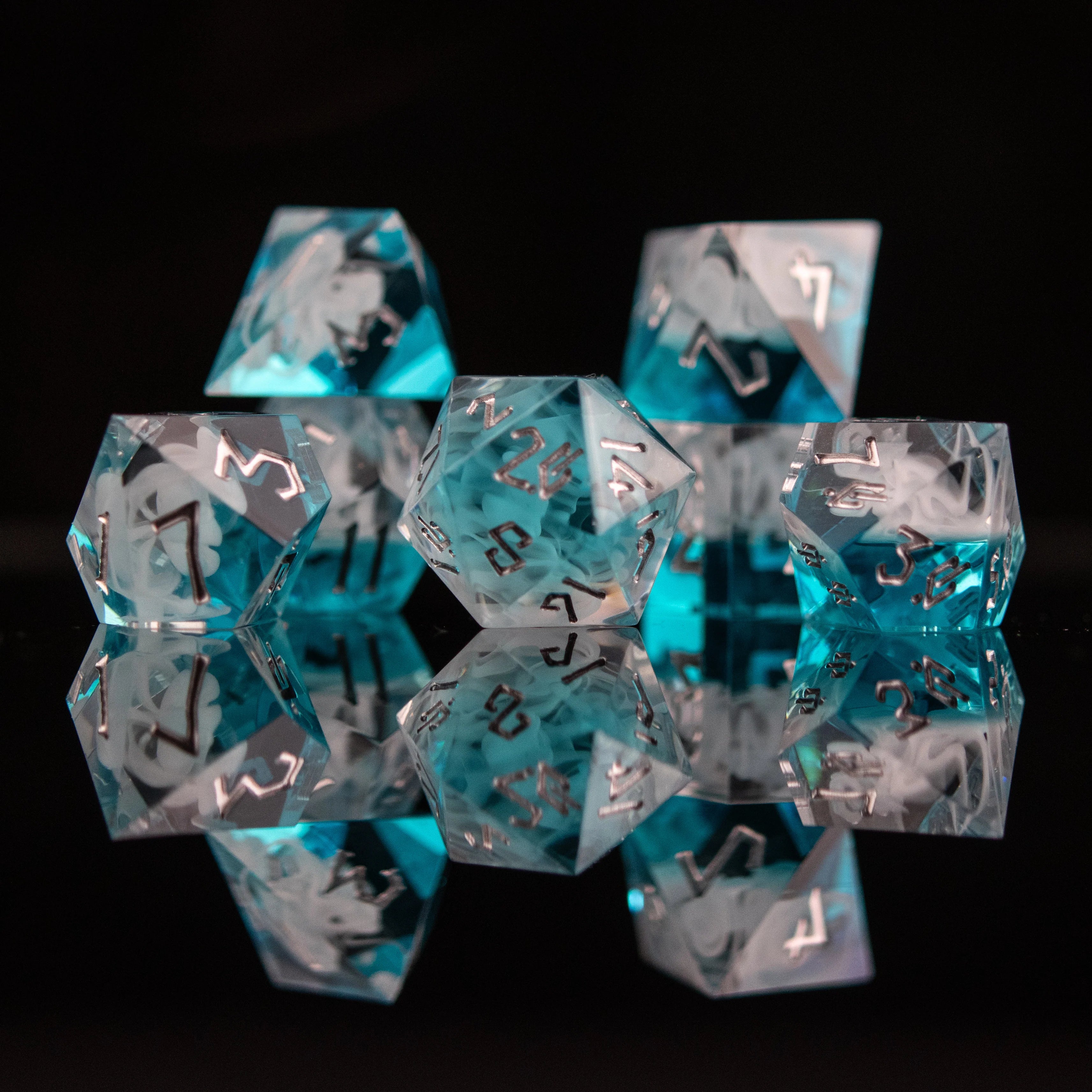 Misty Mountain - Fog Cloud Sharp-Edged - 7-set Resin Dice