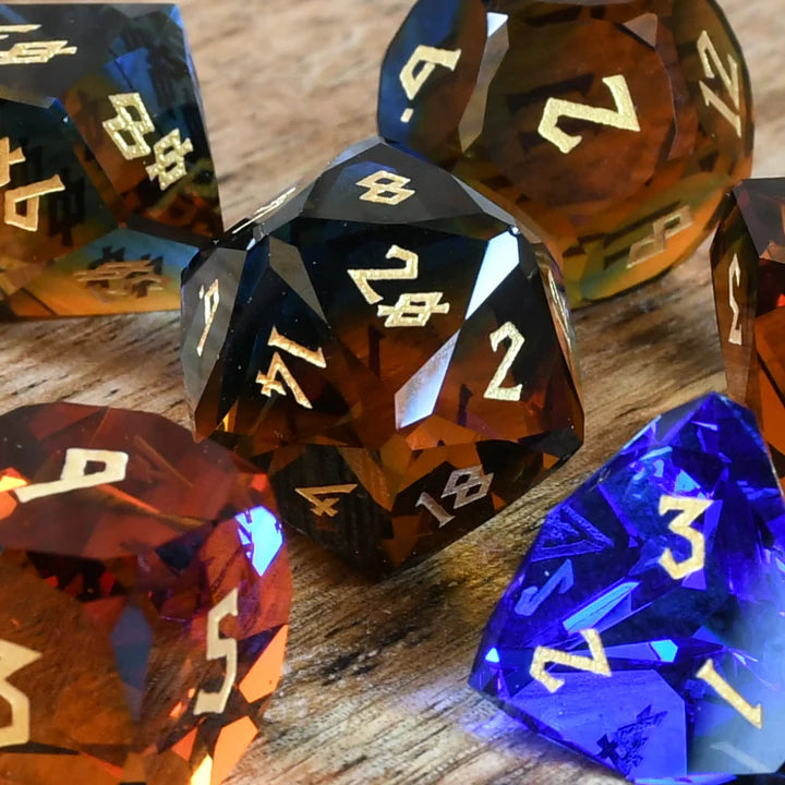 Misty Mountain - Ice and Fire - 7-set Multifaceted Glass Dice