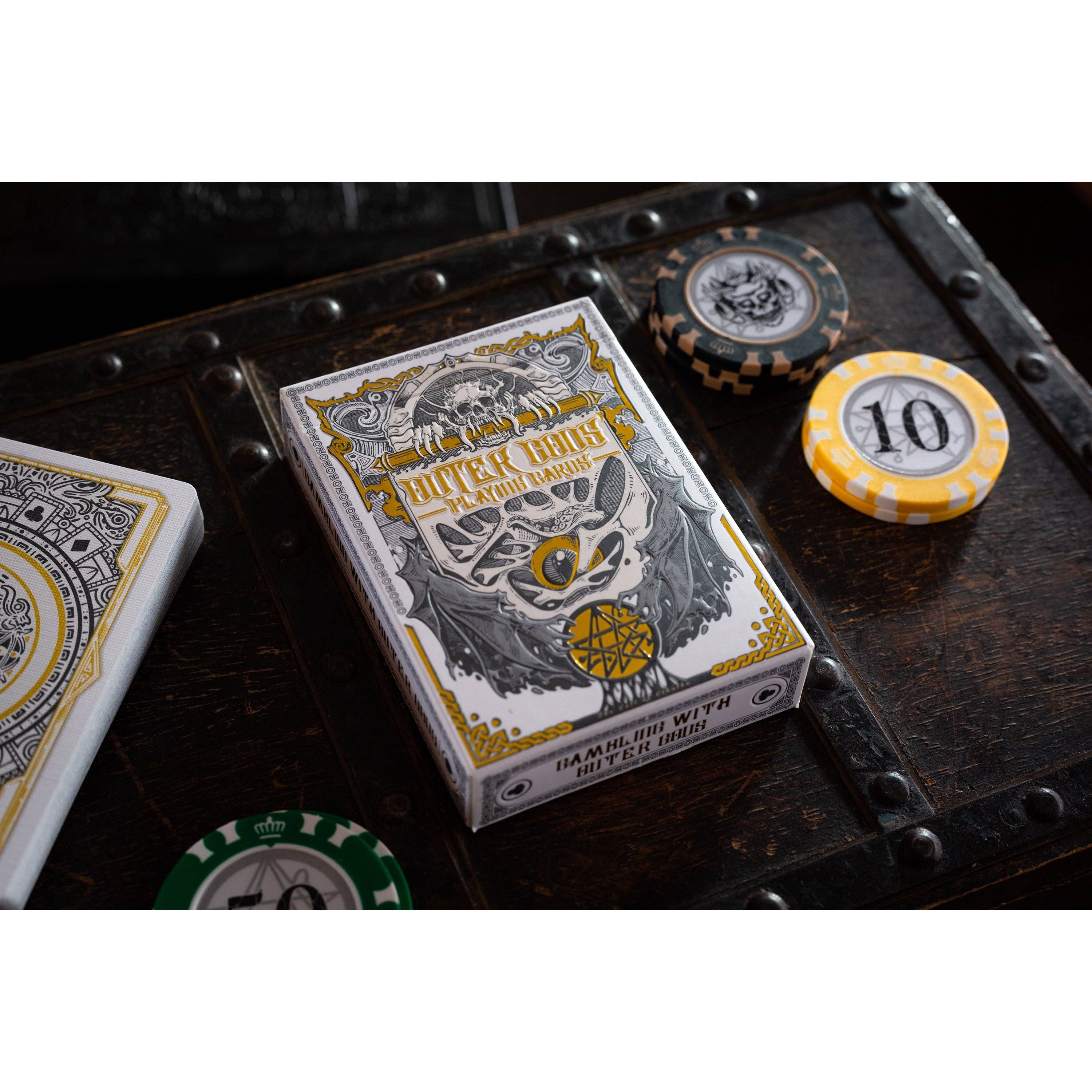 Gambling with Outer Gods Cthulhu Mythos Playing Cards: Paper Light