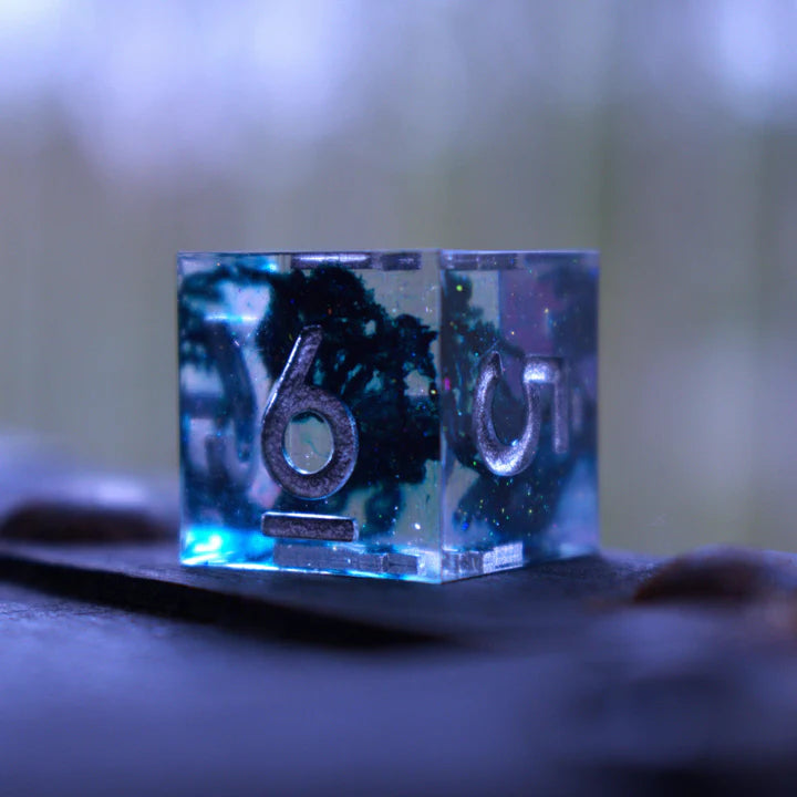 Misty Mountain - Dark Tide Sharp-Edged - 7-set Resin Dice