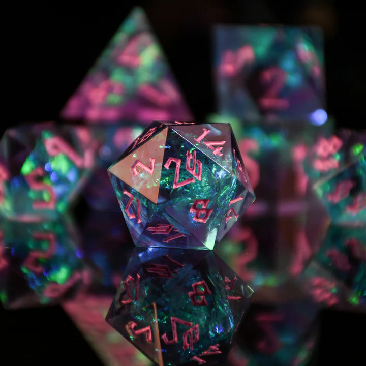 Misty Mountain - Dispel Magic Sharp-Edged - 7-set Resin Dice