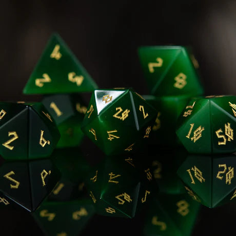 Misty Mountain - Green Cat's Eye - 7-set Stone Dice