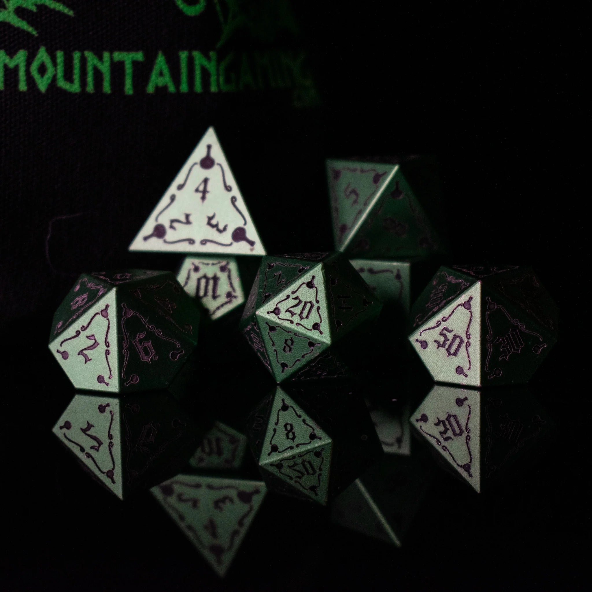 Misty Mountain - The Mad Scientist Aluminum - 7-set Metal Dice