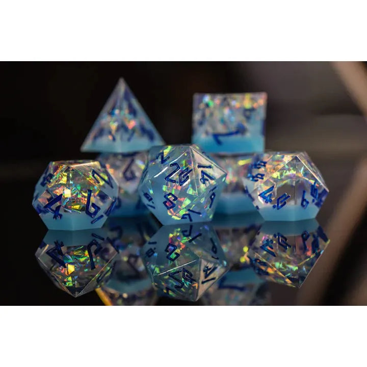 Misty Mountain - Ice Storm Sharp-Edged - 7-set Resin Dice
