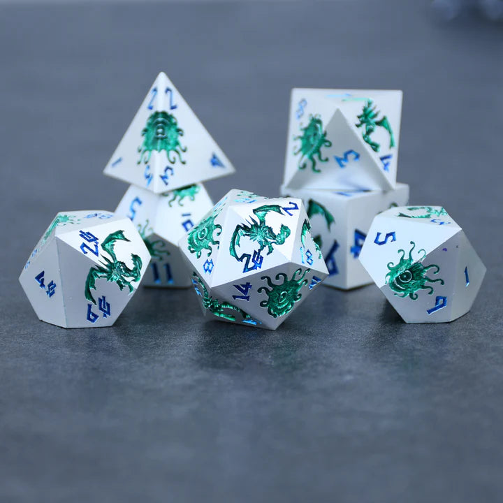 Misty Mountain - Monster Manual Dice: Silver and Green - 7-set Metal Dice