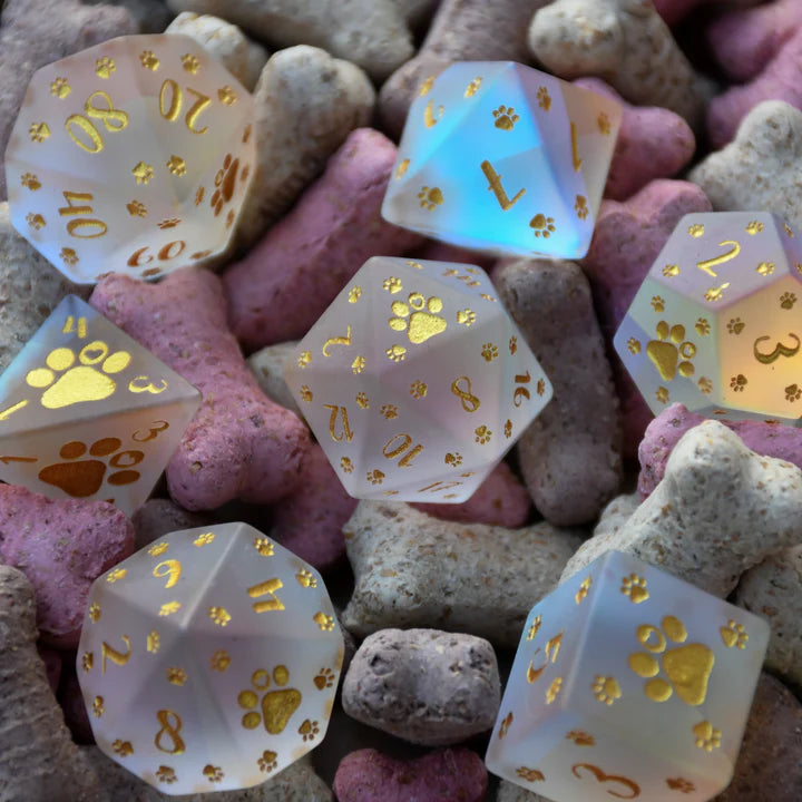 Misty Mountain - Puppy Paws: 7-set Frosted Prism Glass Dice