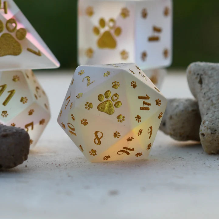 Misty Mountain - Puppy Paws: 7-set Frosted Prism Glass Dice