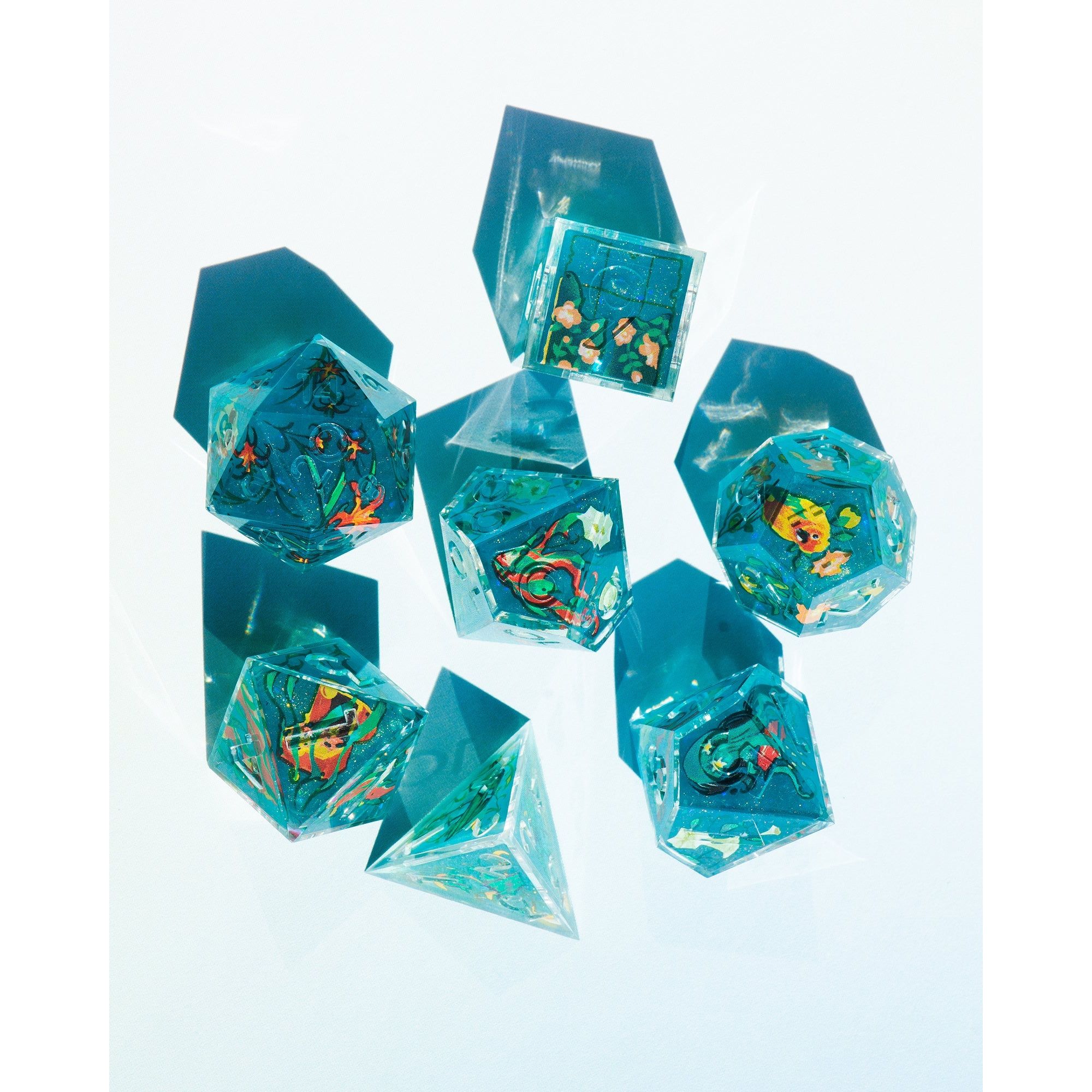 Join The Party Plant Pirates 7-Piece Iconic Dice Set