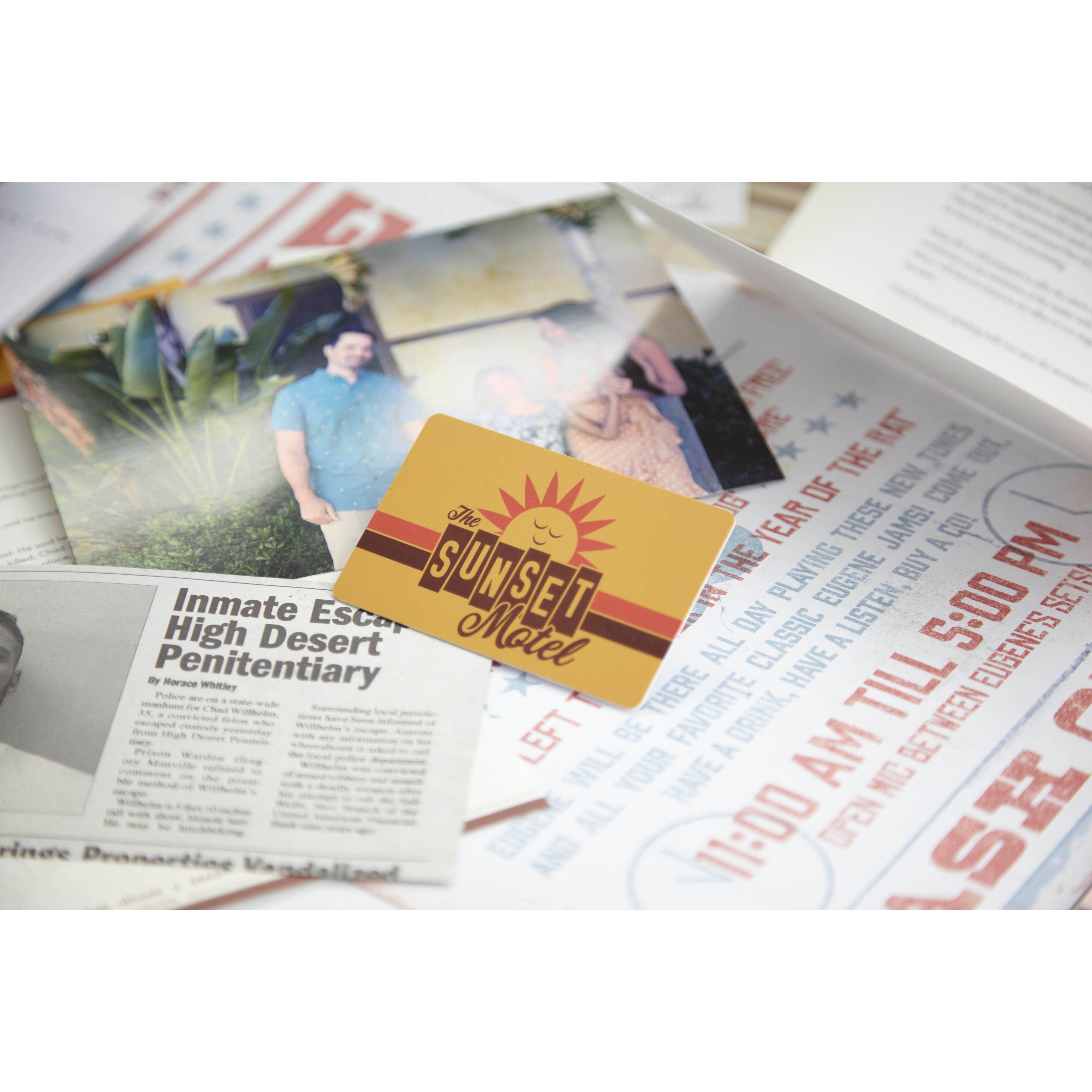 Hunt A Killer: Murder At The Motel, Murder Mystery Game