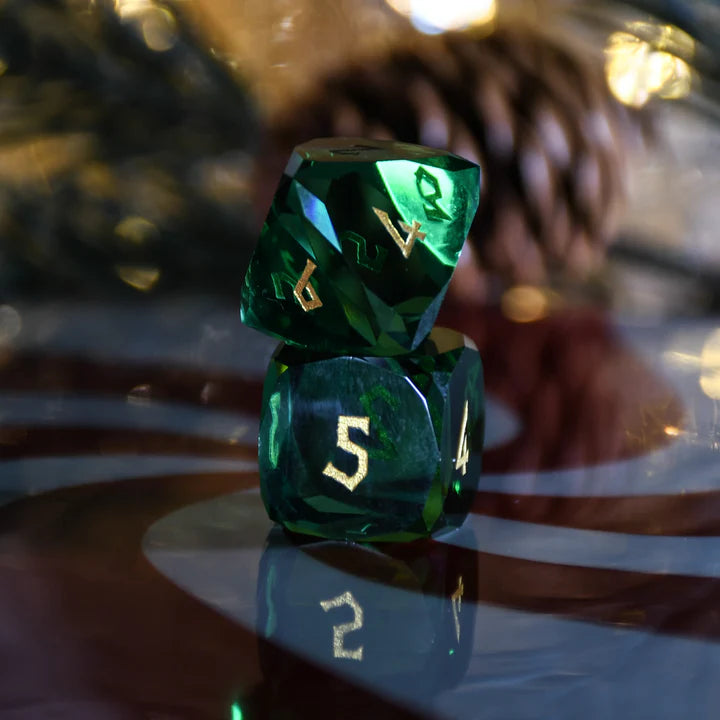 Misty Mountain - Emerald - 7-set Multifaceted Glass Dice
