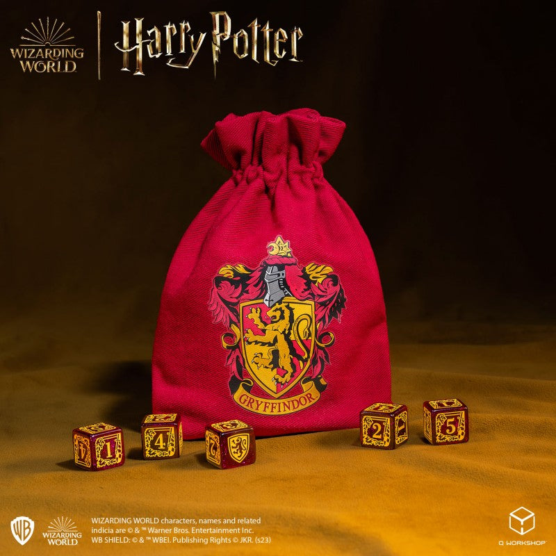 Harry Potter: Gryffindor D6 Set & Pouch
