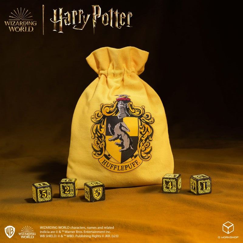 Harry Potter: Hufflepuff D6 Set & Pouch
