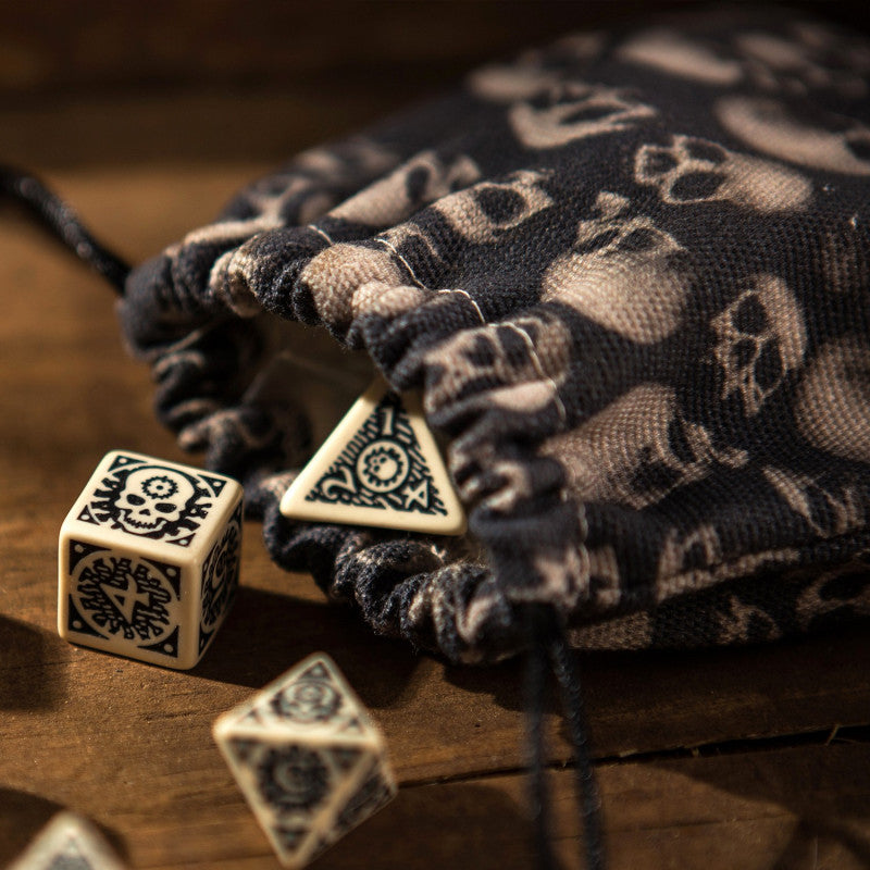 Skull Full-print Dice Bag