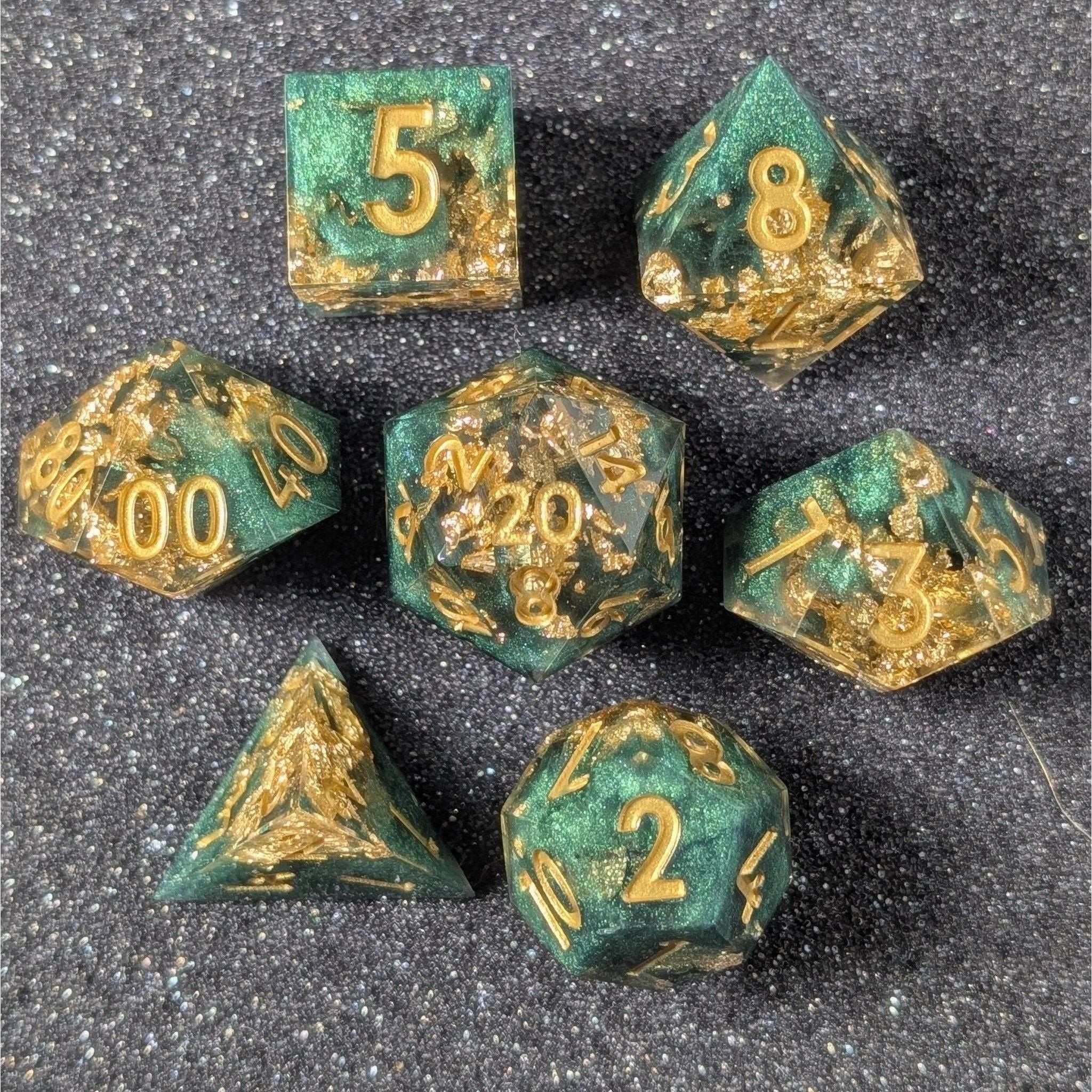 Basilisk Bloom - 7 Piece Polyhedral Dice Set