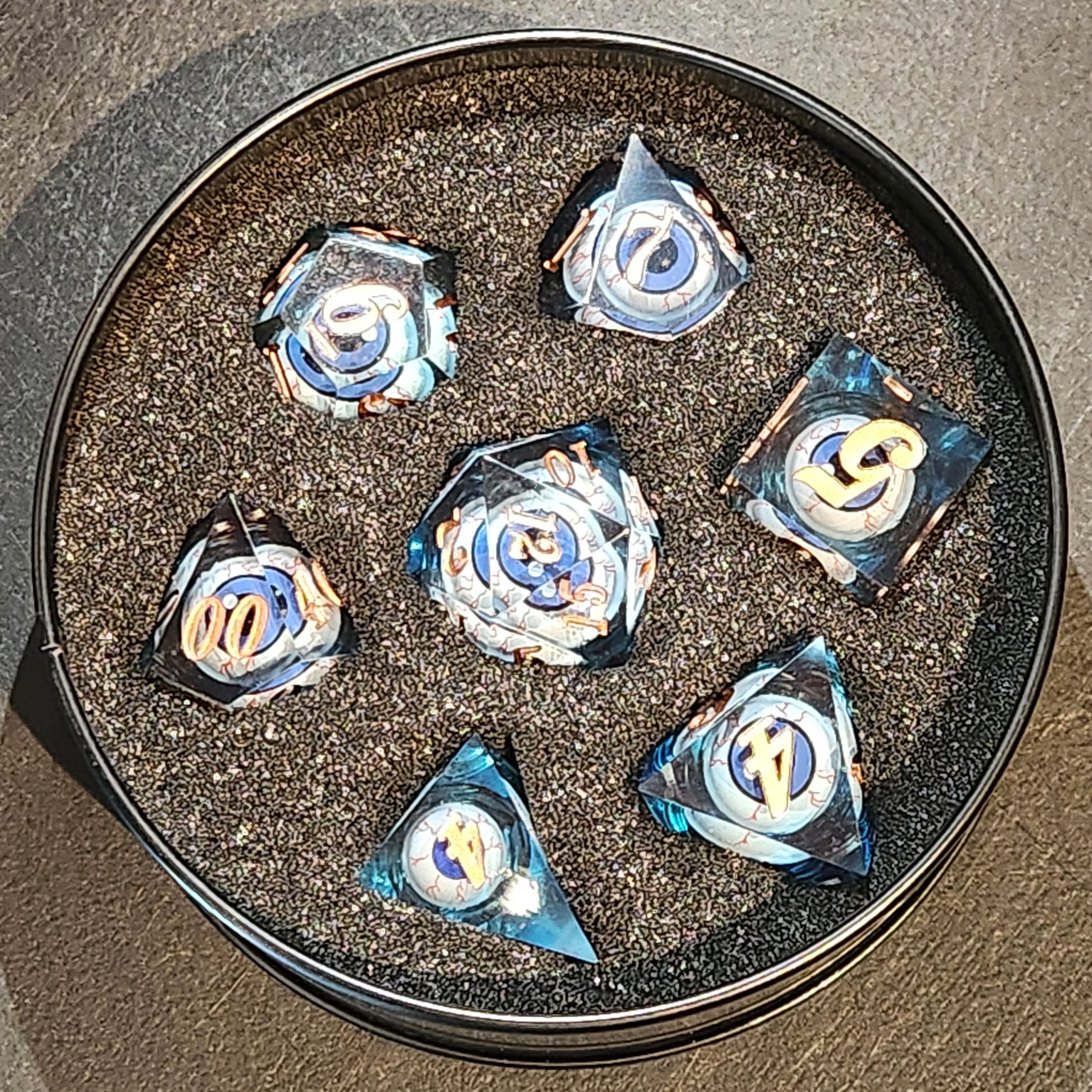 Liquid Core Dice Set: Bloodshot Blue Copper