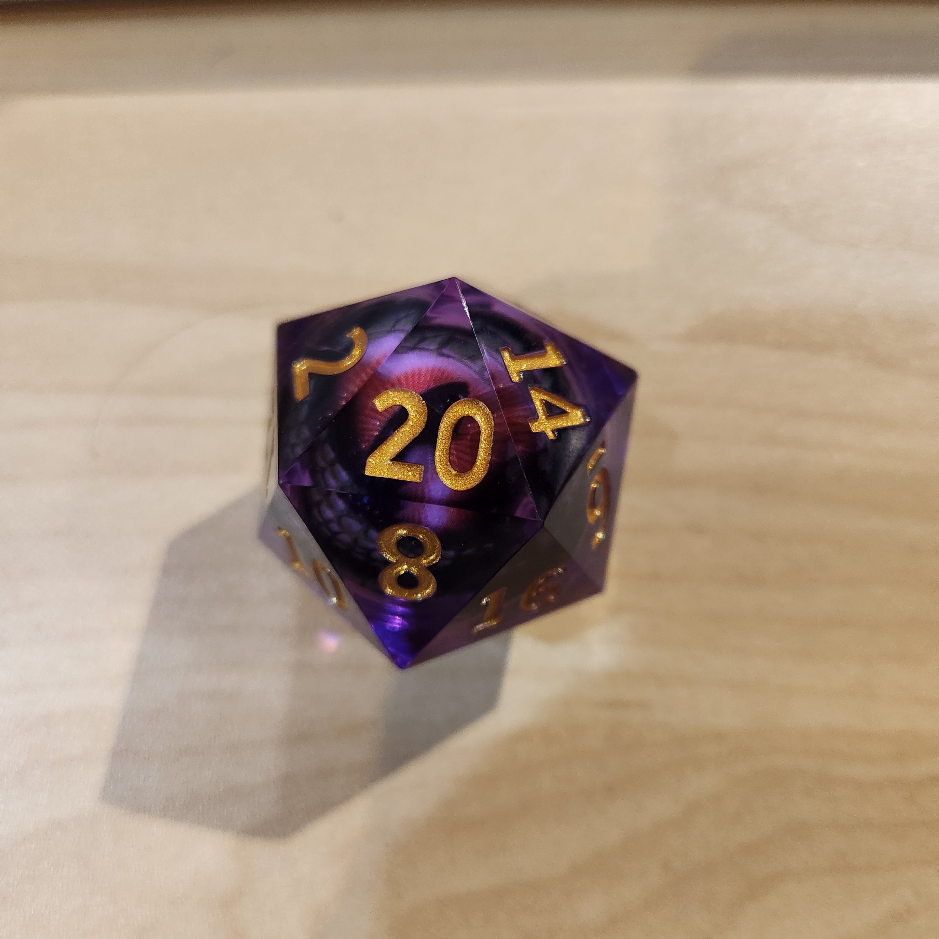 Liquid Core - Purple Crocodile Eye - Medium d20