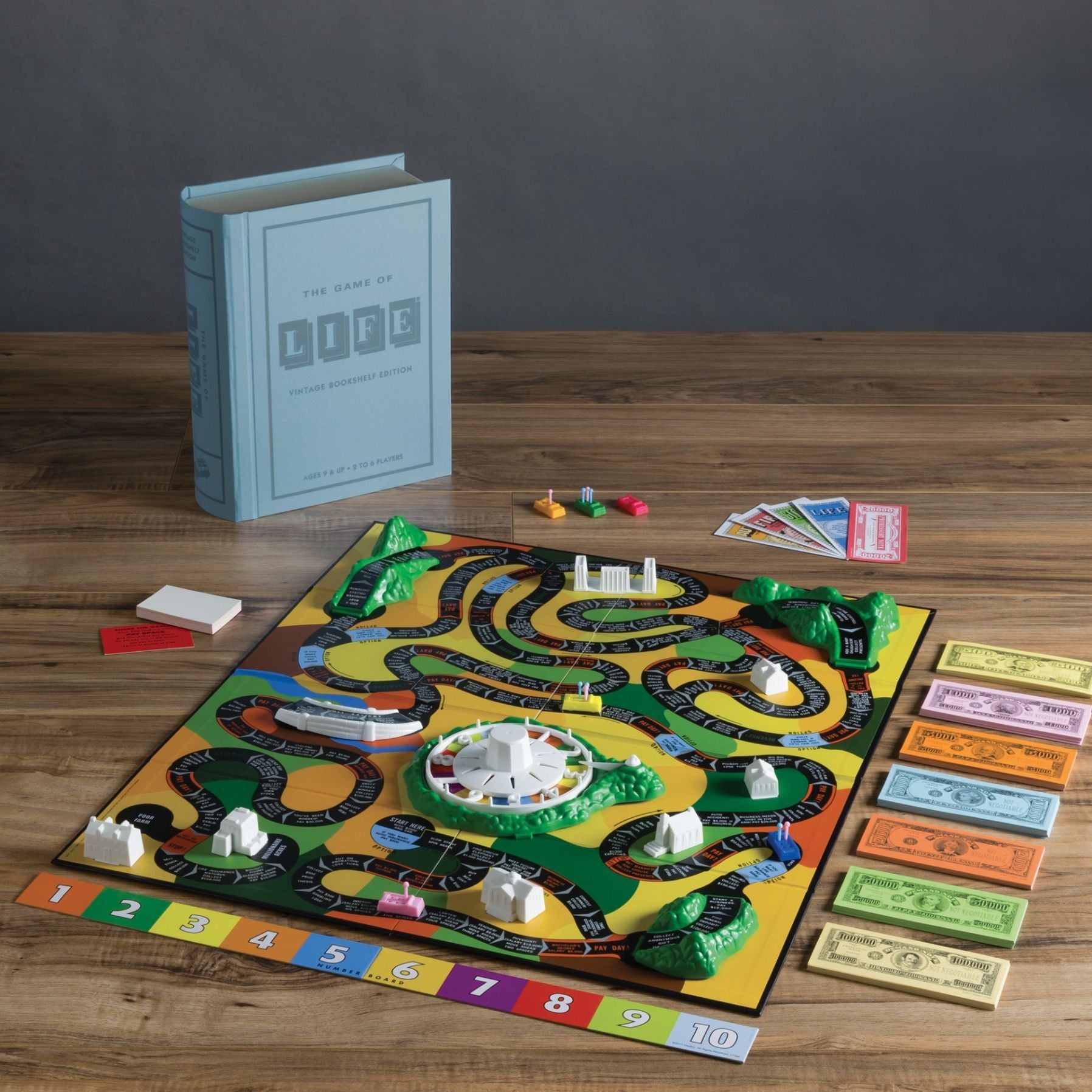 The Game of Life (Vintage Bookshelf Edition)