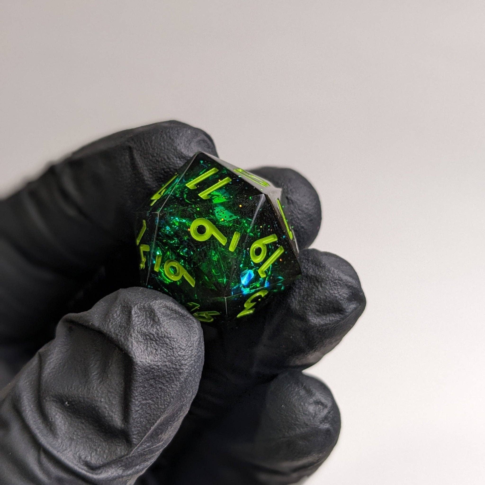 Obsidian Nebulosity - 7 Piece Luxury D&D Dice Set