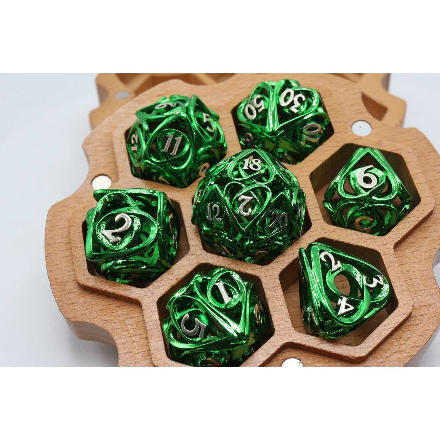 Hollow Hearts: Green - Metal RPG Dice Set