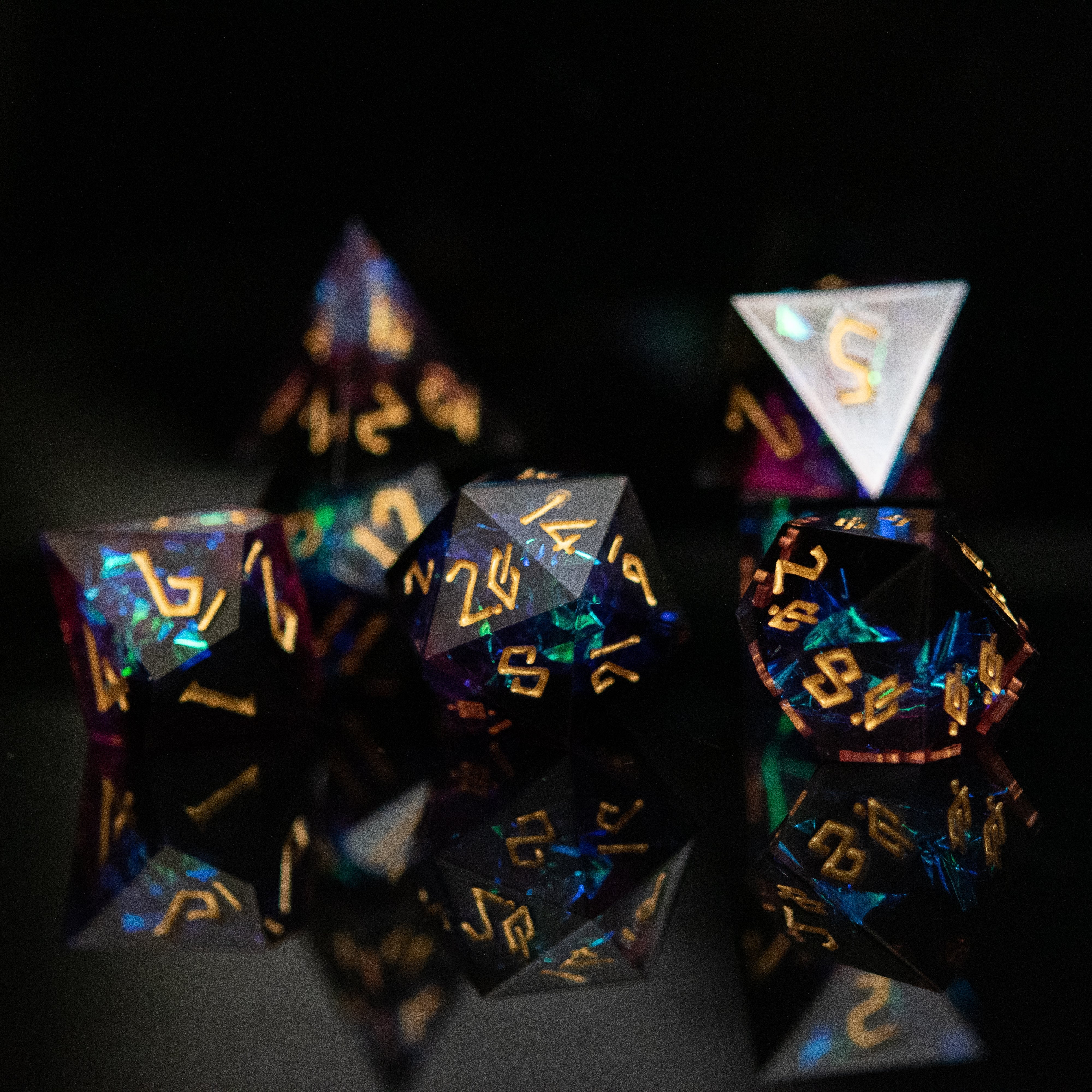 Disenchanted Sharp-Edged - 7-set Resin Dice