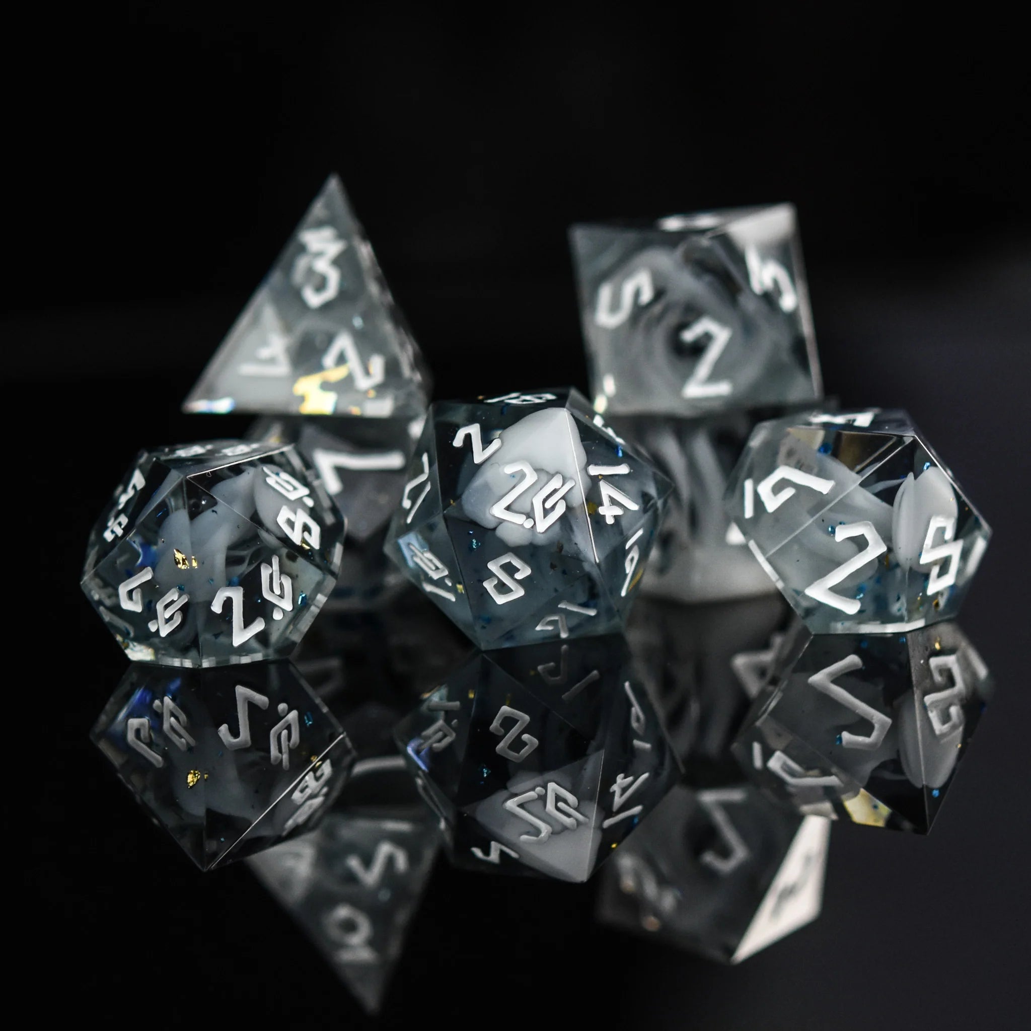 Holy Aura Sharp-Edged - 7-set Resin Dice