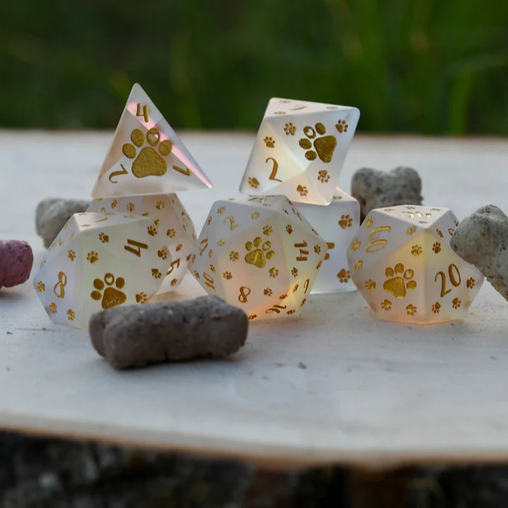 Misty Mountain - Puppy Paws: 7-set Frosted Prism Glass Dice