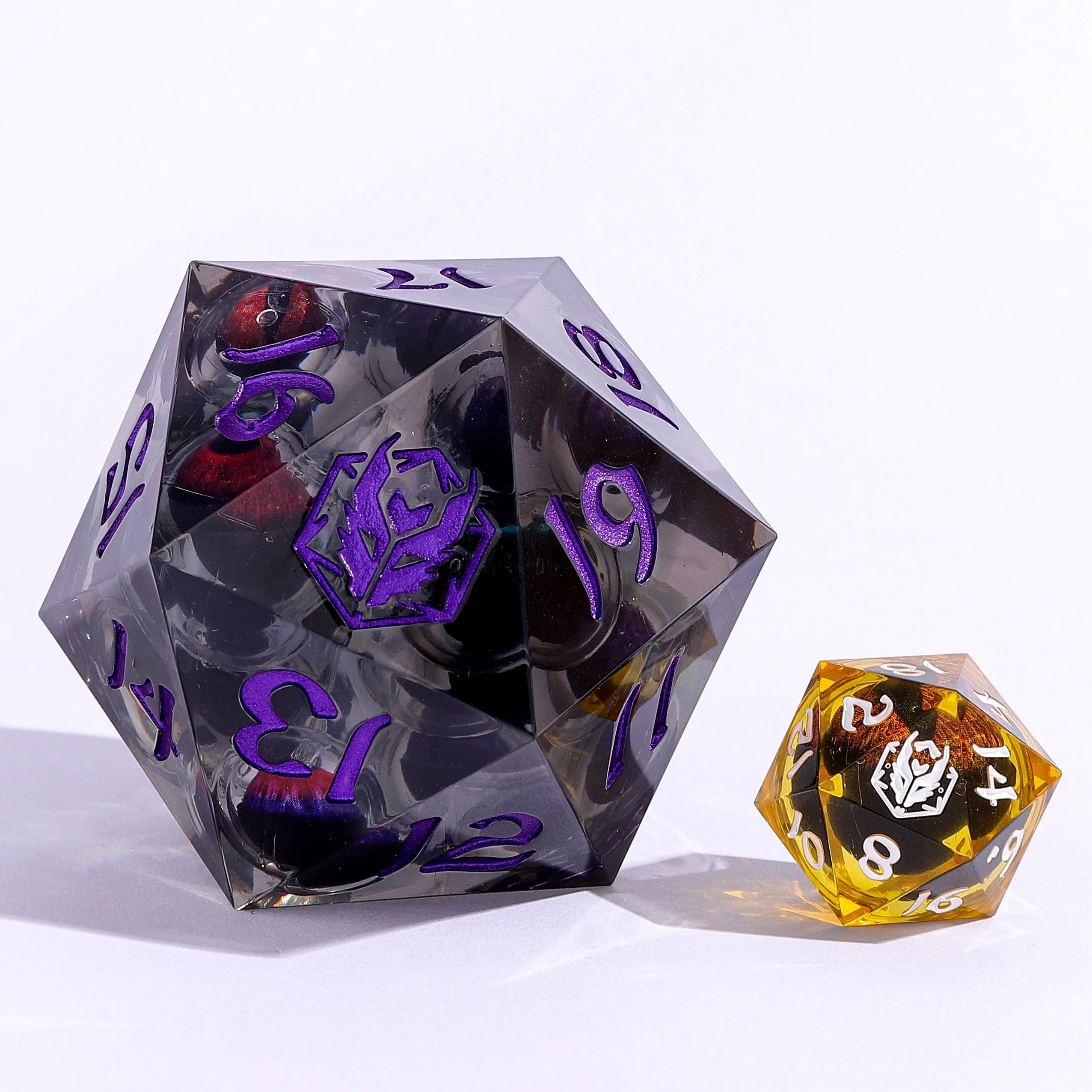 Captured Magic Sharp Edge Liquid Core Resin D20 55mm - Old One's Stare