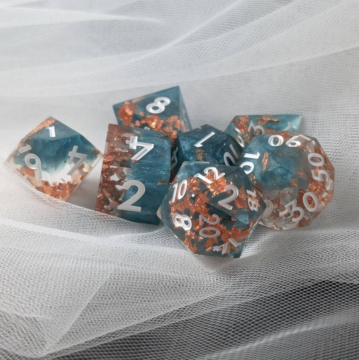 Howler’s Luck - 7 Piece Polyhedral Dice Set
