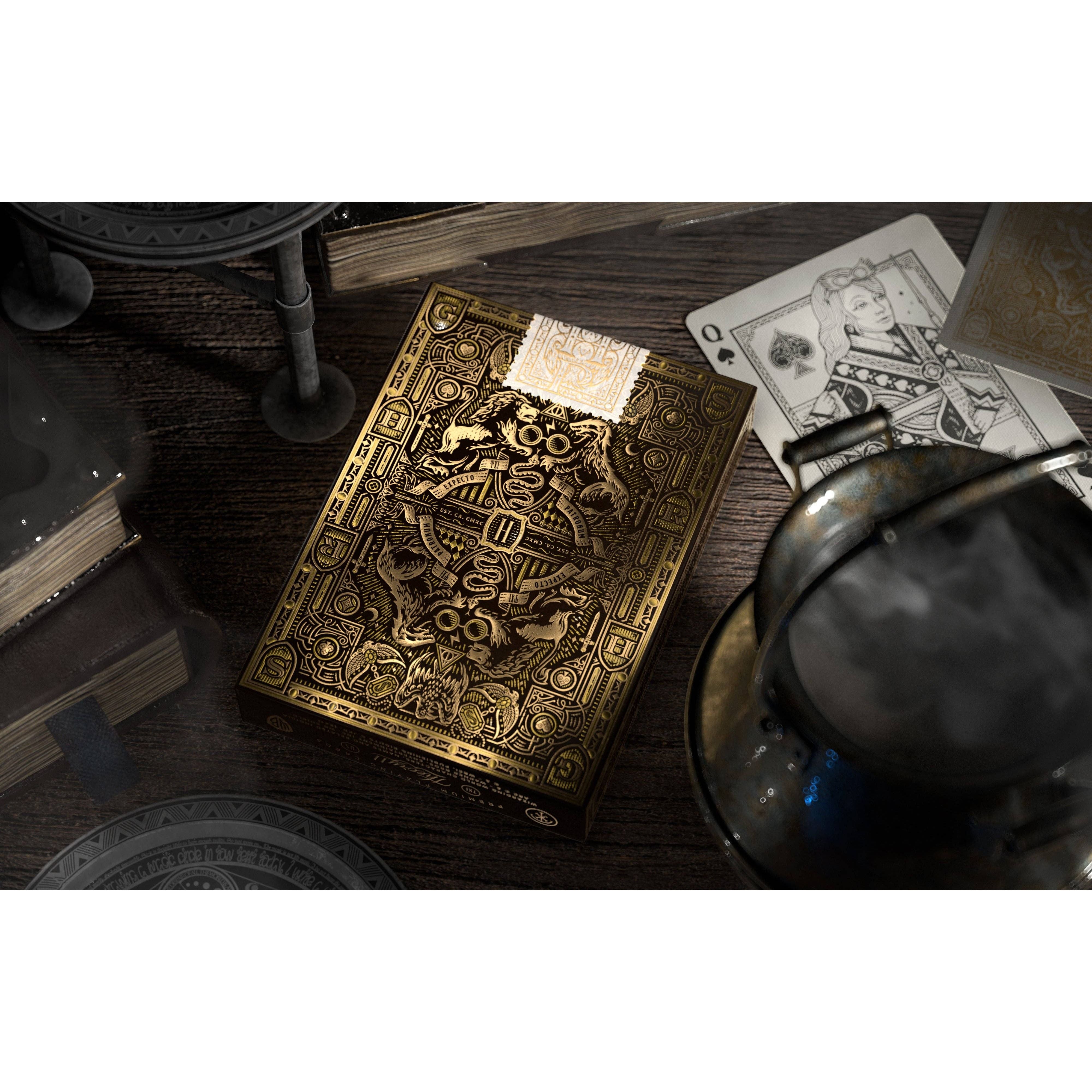 Harry Potter Playing Cards: Red (Gryffindor)