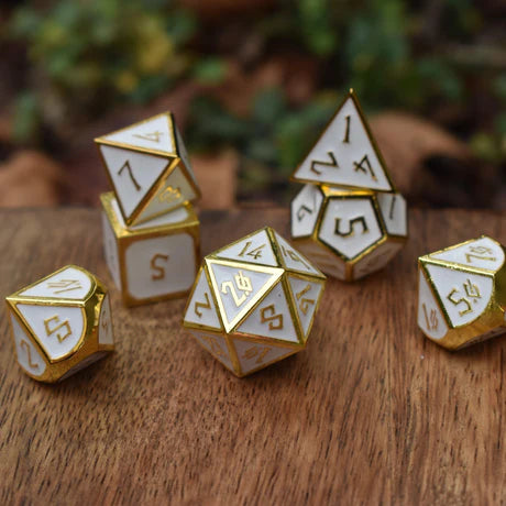 Elder Runes: White And Gold - 7-set Metal Dice