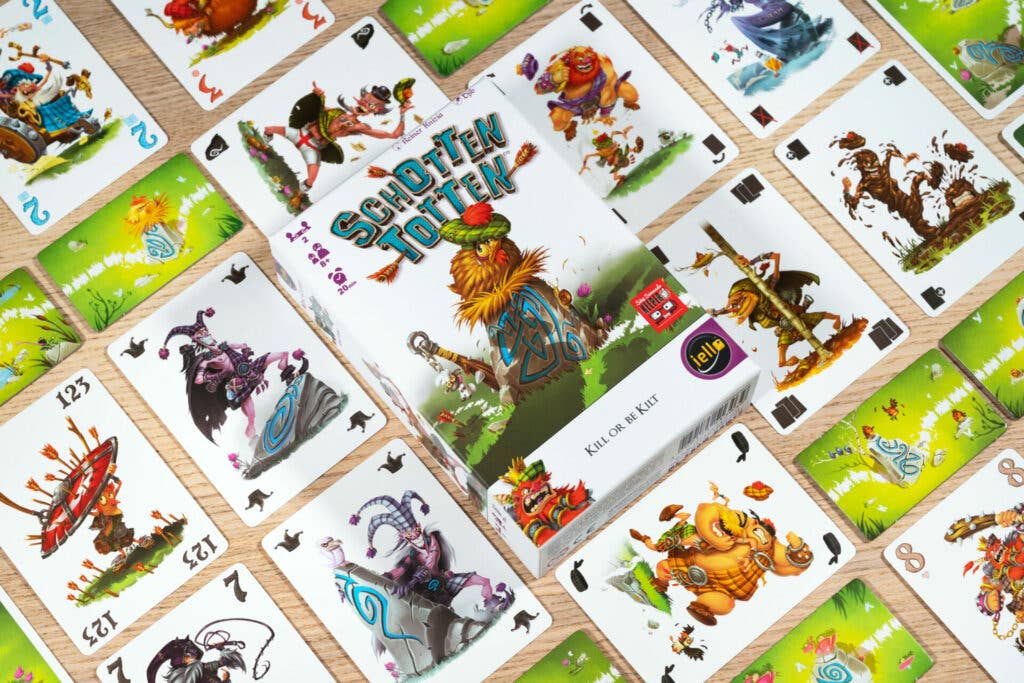 Schotten Totten by IELLO : The Strategic Stone-Claiming Game